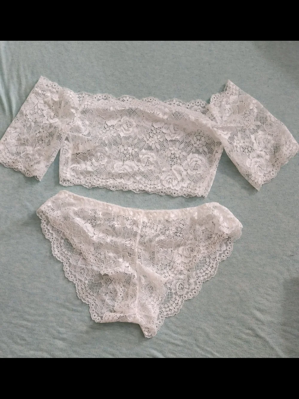 White Lace Off-Shoulder Bralette & Bikini Set - Picture 3 of 7